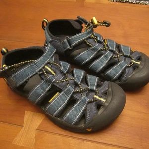 Keen Sandals Great Condition! 6